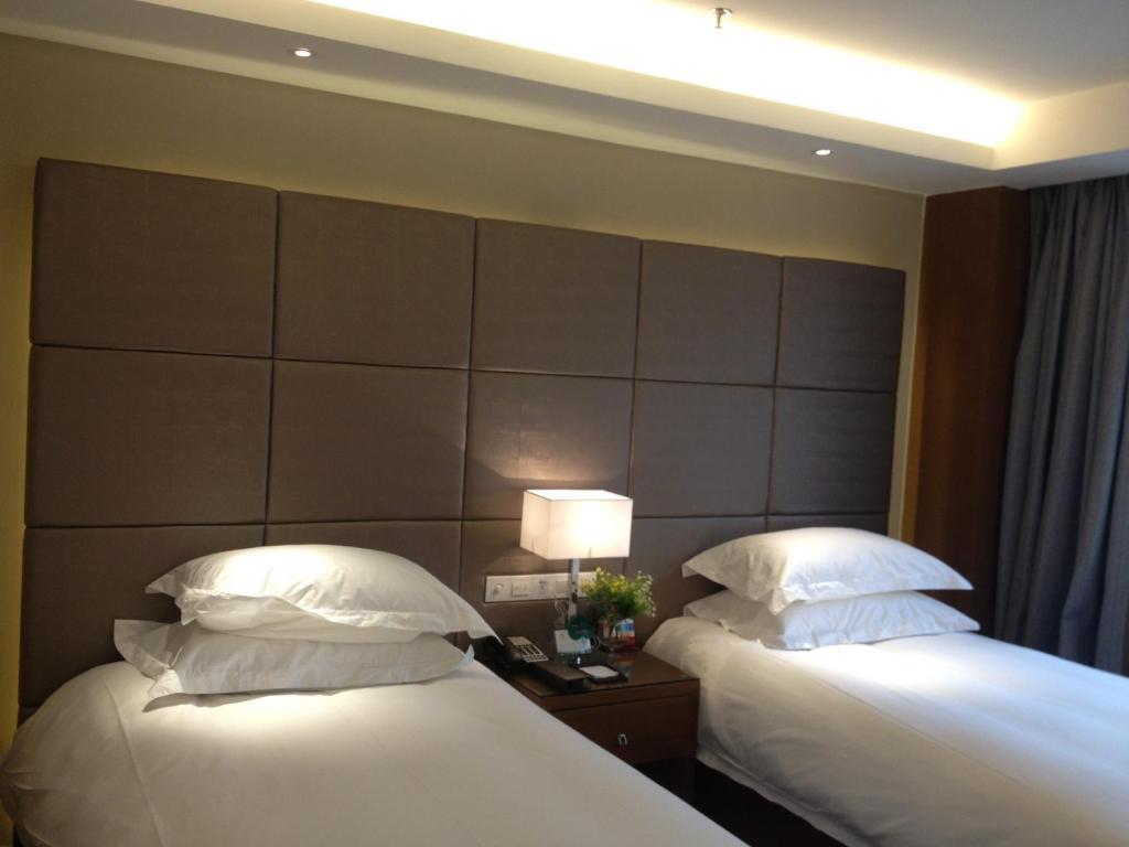 Yiwu Wendemu International Hotel Exterior foto