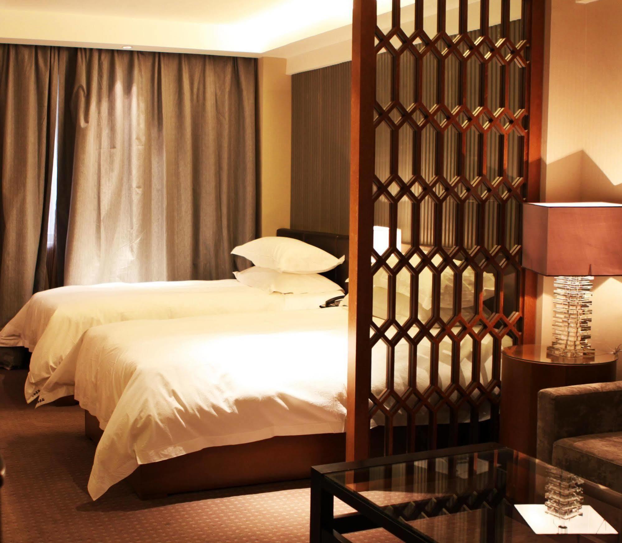 Yiwu Wendemu International Hotel Exterior foto