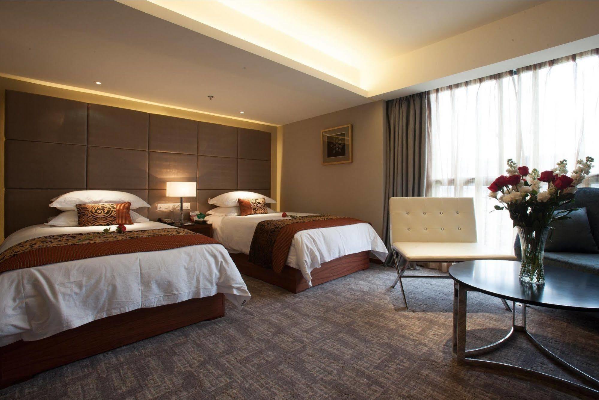 Yiwu Wendemu International Hotel Exterior foto